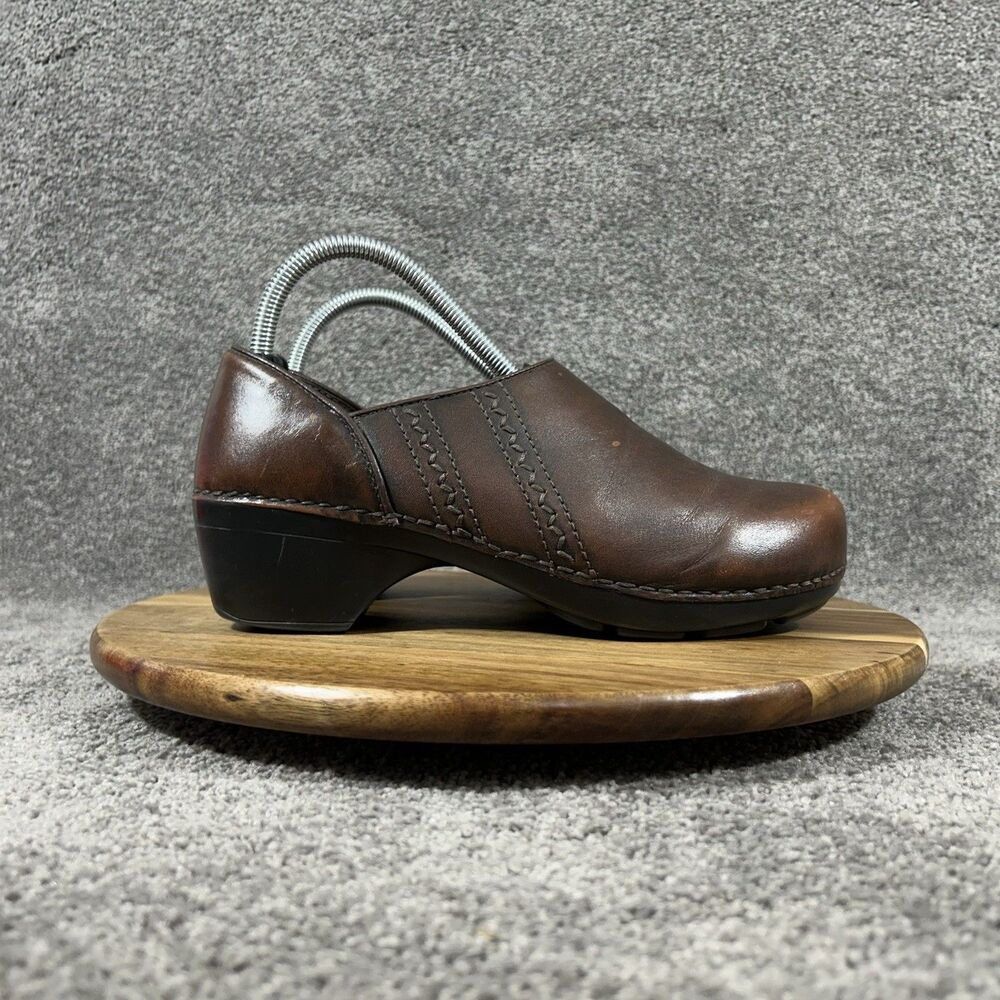 Dansko Sienna Women's Size 39 Brown Leather Professional Nursing Clog Shoes Used